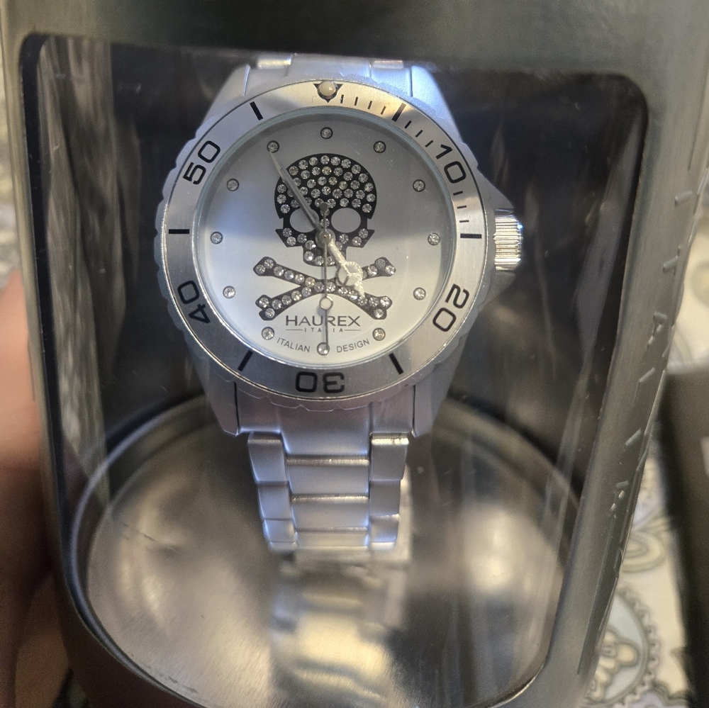 Haurex Silver Skull Design Watch